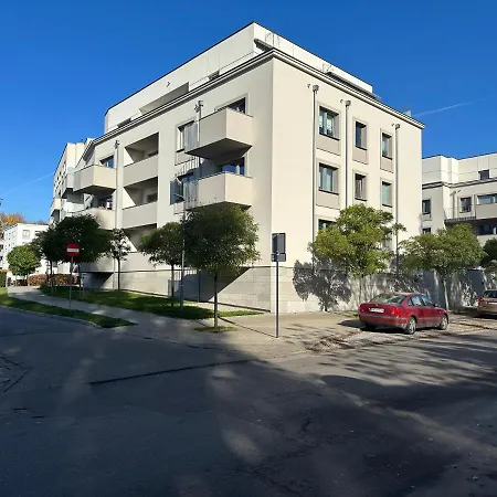 Wyjatkowy Taupe W Centrum Lodzi *